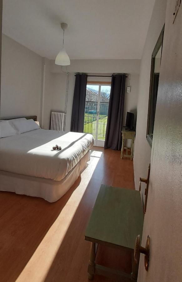 Hotel Del Trueno Ezcaray Eksteriør billede