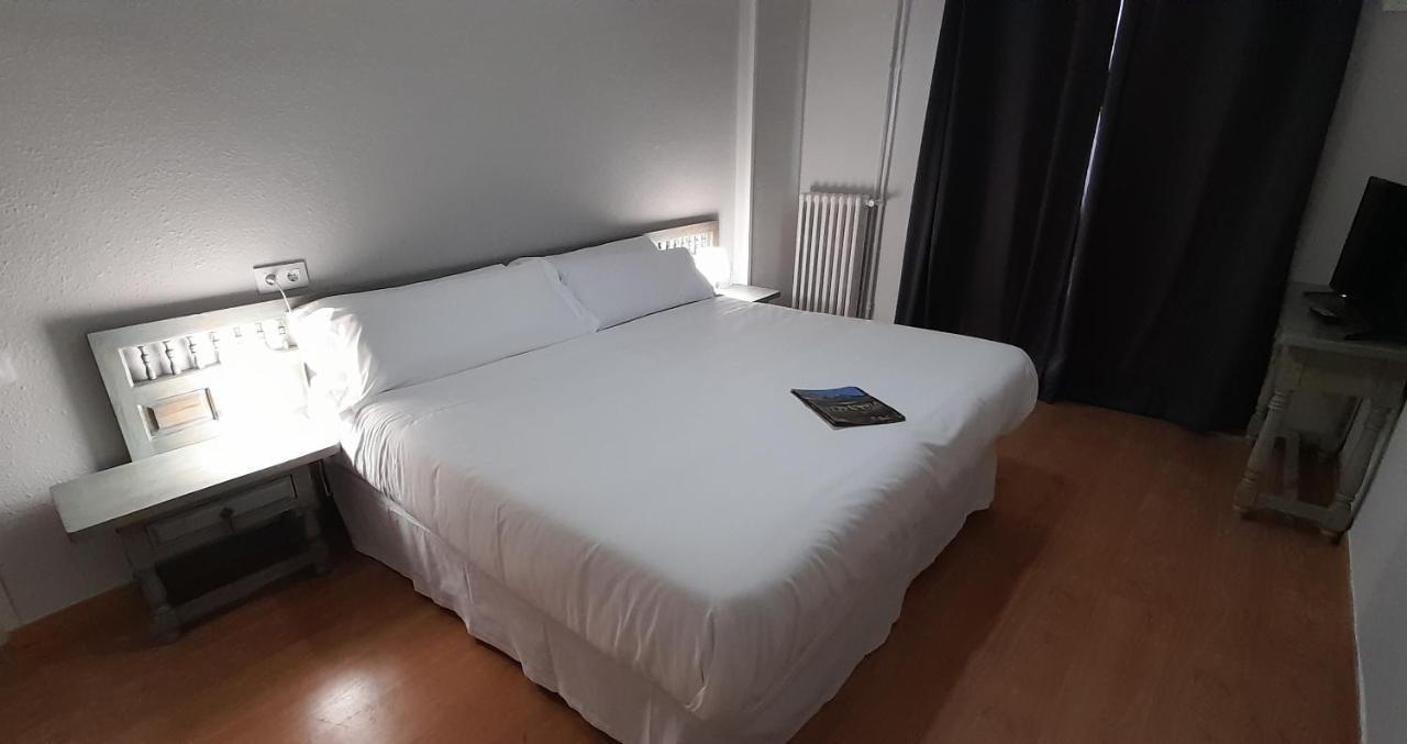 Hotel Del Trueno Ezcaray Eksteriør billede